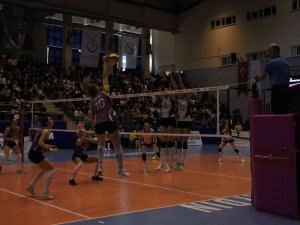 Sultanlar Ligi: Aydın Büyükşehir Belediyespor: 0 - Vakıfbank: 3