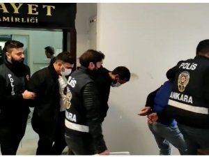 Sahte Araba İlanıyla Ağına Düşürdükleri Kişiyi Öldüren Zanlılar Yakalandı