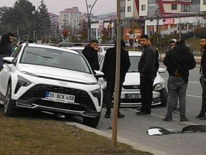 Malatya’da İki Otomobil Çarpıştı: 1 Yaralı
