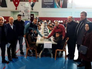 Besni’de Satranç Turnuvası Düzenlendi