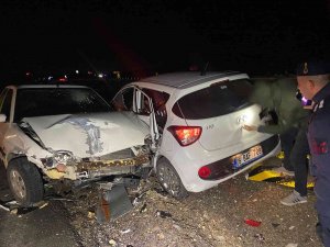 Nevşehir’de İki Otomobil Çarpıştı: 4 Yaralı