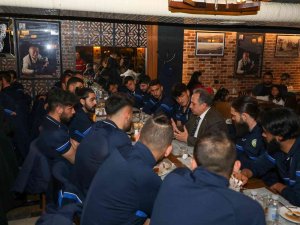 Başkan Yalçın Talasgücü Heyeti İle Bir Araya Geldi
