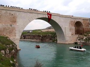 Besni Kızilin’de Tarih, Doğa Ve Spor Bir Arada