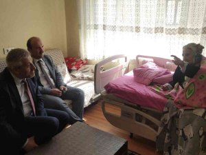 Sağlık Müdürü Dr. Fevzi Yavuzyılmaz 110 Yaşındaki Halime Teyzeyi Ziyaret Etti