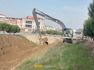 Ergenekon’da 5 Kilometre Dere Temizliği Yapıldı