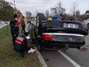 Takla Atan Otomobilin Sürücüsü Araçtan Fırlayarak Hayatını Kaybetti