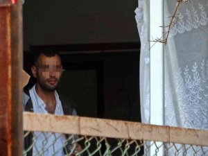Kasaptaki Kuzuları Yarı Fiyatına Sattı, Pompalı Tüfekle Eylem Yaptı, Polise Ecel Terleri Döktürdü