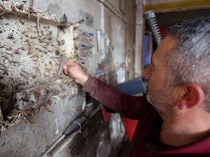 Lastik Tamircisinin İlginç Koleksiyonu