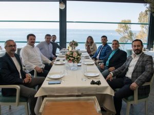 Kuşadası İle Kktc Arasında Dostluk Ve İş Birliği Köprüsü