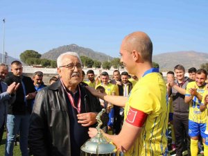 Pamukörenspor Burak Can’ı Unutmadı