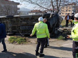 Öğrenci Servisi İle Cip Çarpıştı: 9’u Öğrenci 15 Yaralı