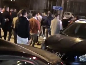 Düğün Sonrası İki Grup Arasında Kavga Çıktı, Yumruklar Havada Uçuştu