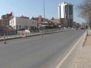 Ataşehir’de Feci Kaza: Otomobilin Çarptığı Genç Kadın Hayatını Kaybetti