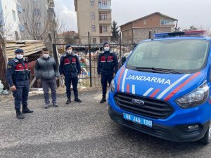 İ̇nşaattan 2 Ton Demir Çalan Hırsızlar Jasat Dedektiflerine Yakaladı