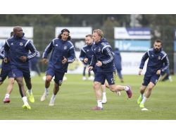 Fenerbahçe Ankara’ya Tam Kadro Gidiyor