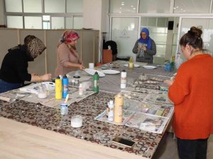 Şanlıurfalı Kadınlar Hem Öğreniyor Hem De Aile Bütçelerine Katkı Sağlıyor