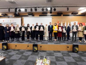 Gaziosmanpaşa Belediyesi Üreten Kadınları Destekliyor