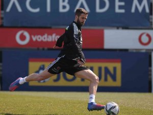 Beşiktaş’ta Pjanic Takımla Çalıştı