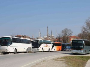 Ramazan Alışverişini Edirne’de Yapan Bulgaristanlılar Ülkelerine Dönüşte Yoğunluk Oluşturdu