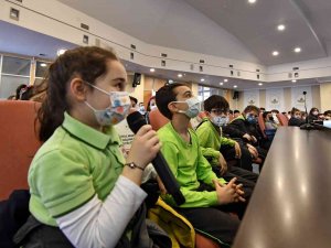 Osmangazi Belediyesi Meclis Salonu Sınıf Oldu