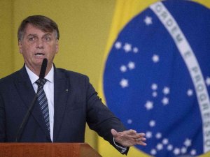 Brezilya Devlet Başkanı Bolsonaro Hastaneye Kaldırıldı