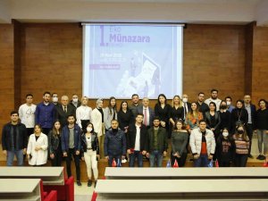 Hkü Öğrencileri Öğrenme Becerilerini Münazaralarla Geliştiriyor