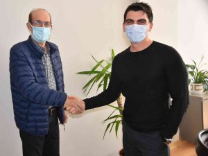 76 Yaşındaki Recai Dede Önce Mide Sonra Kalın Bağırsak Kanserini Yendi