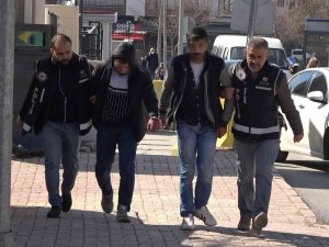 Elazığ’da Suçüstü Yakalanan Sahte Polislerden Biri Tutuklandı