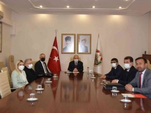 İ̇mzalar Ali Rıza Çevik Ortaokulu İçin Atıldı