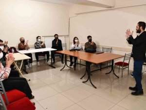 Tepebaşı Belediyesi’nin Verdiği İşaret Dili Eğitimi Yoğun İlgi Görüyor