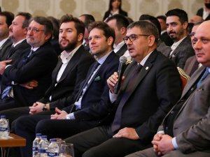 Rektör Kutluhan: “Açacağımız Yeni Programlarla İhracatçımızın Yanında Olmaya Devam Edeceğiz”