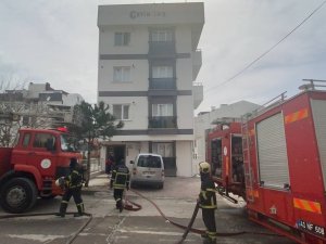 Tadilat Yapılan Çatıda Yangın Çıktı