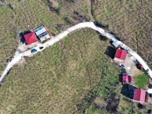 Altınordu’da Beton Yol Çalışmaları Sürüyor