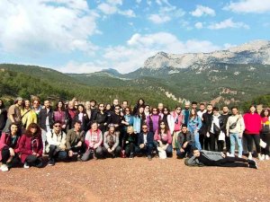 Arkeoloji Öğrencileri Konyaaltı’ndaki Antik Yerleri Gezdi