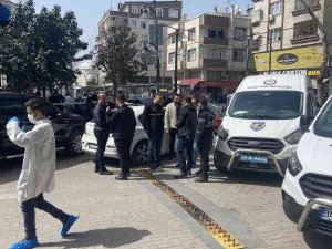 Zeytinburnu’nda Aileler Arasında Silahlı Kavga; 1’i Ağır 9 Yaralı