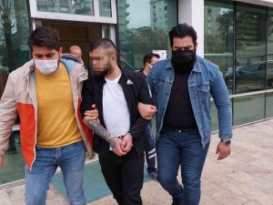 Uyuşturucu Ticaretinden Tutuklanan Şahıs Adliyede Bayıldı