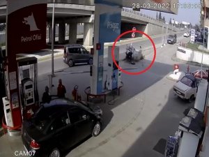 2 Kişinin Yaralandığı Motosiklet Kazası Böyle Görüntülendi