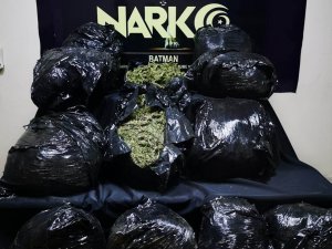 Batman’da Şüpheli Araçtan 50 Kilo Esrar Çıktı: 1 Kişi Tutuklandı