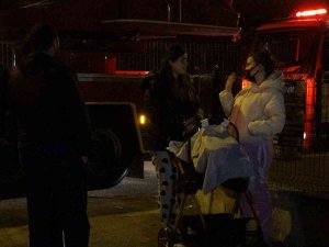 Ailesiyle Tartıştı, Oturdukları Evi Yaktı