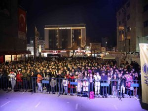 Shopping Fest, Şarkılar Ve Şiirlerle Sona Erdi
