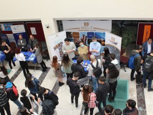 Geleceğin Mühendisleri Firmalarla Bir Araya Geldi