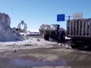 Karlıova’da Kar Çilesi Sürüyor