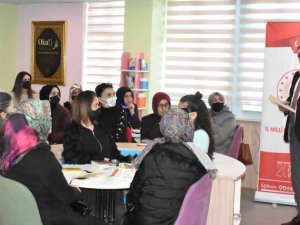 Aileler Kitapla Buluşuyor, Okul Kütüphaneleri Canlanıyor Projesinin Tanıtımı Yapıldı