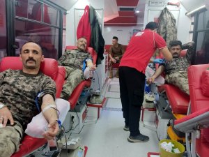 “İ̇yi Ki Varsın Kan Dostum” Kampanyasına Polislerden Destek