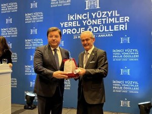 Maltepelilerin Şifa Kapısı Tıp Merkezi’ne Ödül