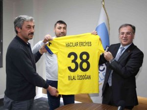 Hacılar Erciyesspor Yönetiminden Başkan Özdoğan’a Ziyaret
