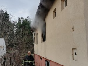 Alevler Arasında Kalmaktan Son Anda Kurtuldu