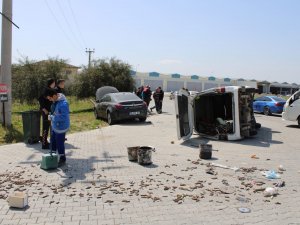 Aydın’da Devrilen Araçtaki 3 Kişi Yaralandı
