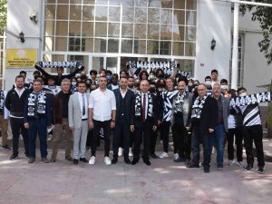 Manisa Fk’lı Futbolcular Şehzadeler Gediz Anadolu Lisesi Öğrencileriyle Buluştu