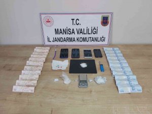 Manisa’da Uyuşturucu Operasyonu: 2 Gözaltı